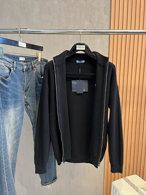 ブランドセーター着用イメージ